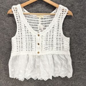 G&D Top Women S Small White Crochet V-Neck Sleeveless Wide Strap Button Cotton